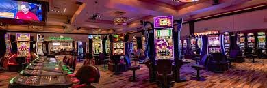 Người chơi ra khoi tv trải nghiệm thể thao và casino trực tuyến đa dạng qua điện thoại